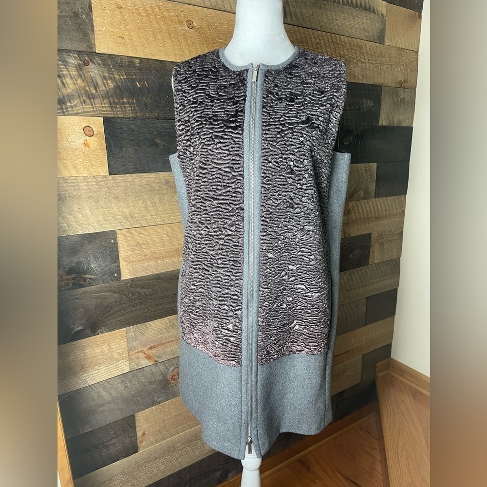 Lafayette 148 New York Gray Wool Blend Zip
Front Tamer Vest Faux Fur, Size M